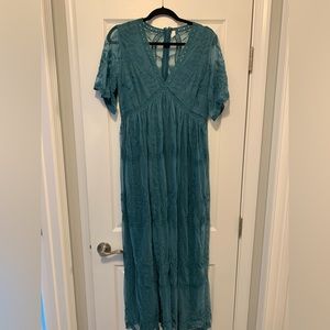 Pink Blush teal maternity dress. Size large